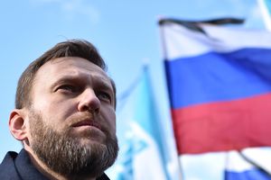 Навальный задержан до суда, назначенного на понедельник
