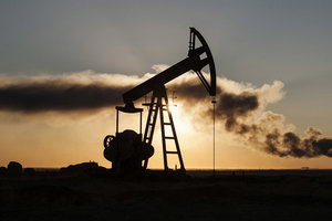 Россия сократила добычу нефти