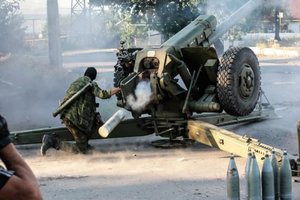 Под Донецком идут тяжелые бои