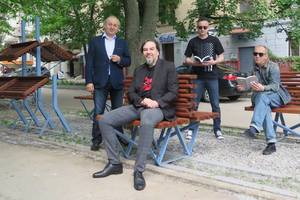 В Харькове Жадан и Андрухович откроют уличную библиотеку