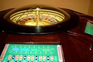 Украинцы считают, что в результате легализации азартных игр государство может получить дополнительные деньги – "Рейтинг"