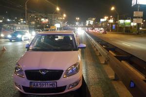 В Киеве водитель Scoda на скорости сбил пешехода-нарушителя
