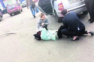 Подробности аварии с сестрами Савченко:  машина на небольшой скорости выезжала задом с парковки