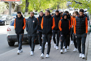 Футболисты "Шахтера" прогулялись по Киеву в день "донецкого дерби"