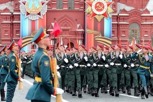 В Кремле объяснили, почему на параде в Москве не было мировых лидеров