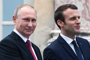 Макрон хочет усилить сотрудничество с РФ ради мира в Сирии