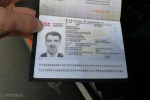 Чиновник, выдавший паспорта киллеру Осмаева, задержан - СМИ