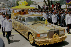 ТОП-14 жутких машин султана Брунея