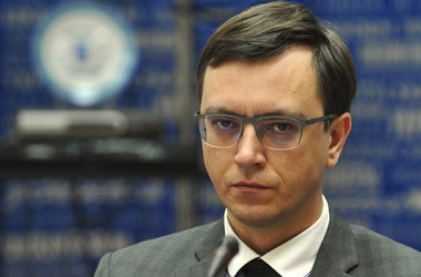Министр Омелян поддержал идею запретить поезда в Россию