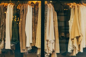 В Украине массово открываются магазины дешевой брендовой одежды