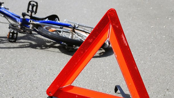 Велосипедиста убил грузовик. Фото: veloturist.org.ua