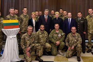 Литва продолжит оказывать медицинскую помощь украинским военным, раненым на Донбассе