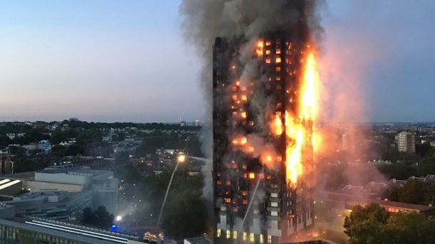 Скотланд-Ярд назвал причину пожара в лондонской многоэтажке