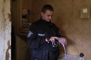 Киевлянин зарезал женщину за отказ позвонить по ее телефону