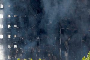 Пожар в многоэтажке Лондона: стало известно количество погибших