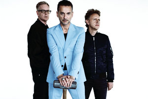 100 кг льда и 120 больших полотенец: подробности приезда Depeche Mode в Украину