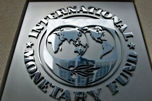 МВФ смягчил требования к Украине - СМИ