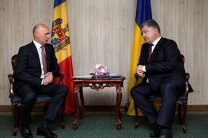 Порошенко озвучил планы по сотрудничеству с Молдовой