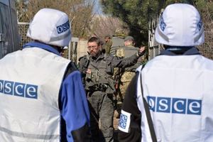 Наблюдатели ОБСЕ зафиксировали более 200 взрывов на Донбассе за выходные