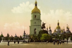 Гетману на коне - 129 лет: 10 фактов про уникальный памятник в Киеве