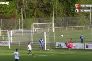 В Швейцарии футболист забил курьезный автогол ударом ножницами