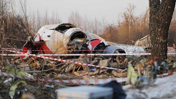 Самолет Ту-154 ВВС Польши упал под Смоленском 10 апреля 2010 года. Фото: sokrytoe.org