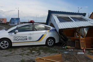 В Ровенской области в ДТП пострадали 3 детей и взрослый, поврежден пост полиции