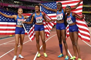 Сборная США выиграла женскую эстафету 4х400 метров на чемпионате мира