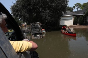 Число жертв урагана "Харви" в Техасе достигло 70 человек
