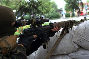 На Донбассе будут судить женщину-снайпера боевиков