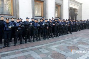 Центральная улица Киева перекрыта из-за митинга против медреформы