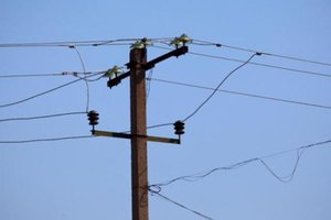 Последствия непогоды: в Тернопольской области электрика убило током