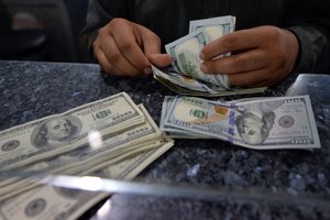 В Украине вырастет спрос на доллары - НБУ