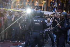 Референдум о независимости Каталонии: в Испании бушуют протесты, появились фото
