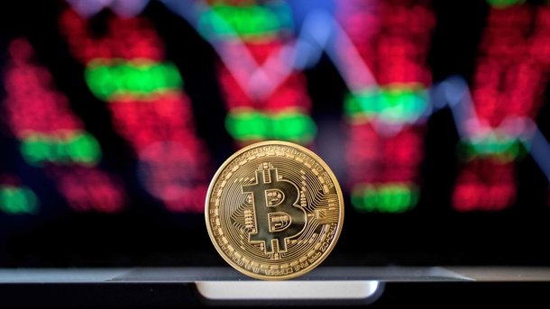 Курс Bitcoin обвалился из-за взлома южнокорейской биржи