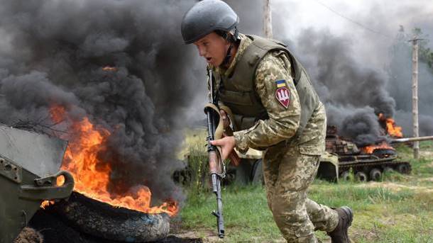 Confrontation in the Donbass. Photo: facebook.com/theministryofdefence.ua