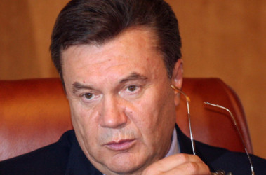 Янукович просит прекратить унижать людей без "прописки ...
 Ограничение Прав