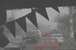 Туман "перекрасил" Одессу в серый цвет и сделал дороги смертельно опасными