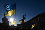 В Вильнюсе перед началом саммита вывесили флаг Украины