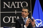 Генсек НАТО призвал Россию не давить на Украину