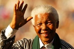 Первый чернокожий президент ЮАР Мандела похоронен