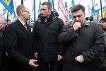Кличко, Яценюк и Тягнибок ушли на переговоры с Януковичем