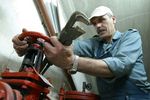 В Украине коммунальщики, промышленники и спасатели работают без сбоев