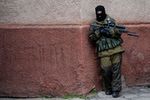 Похищенных в Крыму активистов и журналистов удерживали на гауптвахте
