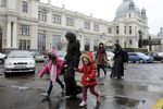 Львовские власти ищут два миллиона на содержание беженцев из Крыма