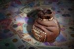В Украине собираются ввести высокие налоги для богачей