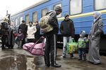 Киевские психологи и соцработники проведут консультации для беженцев из Крыма