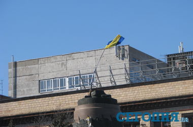 В Днепропетровске снова хотят переименовать площадь Героев Майдана