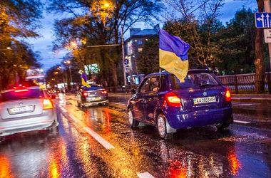 В Донецке прошел автопробег за единство Украины