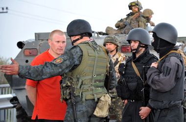 В Днепропетровске просят не выдавать родственников за сепаратистов, чтобы получить вознаграждение